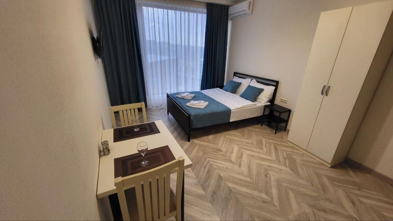 Brothers Apartments With Terrace In Old Tbilissi Extérieur photo