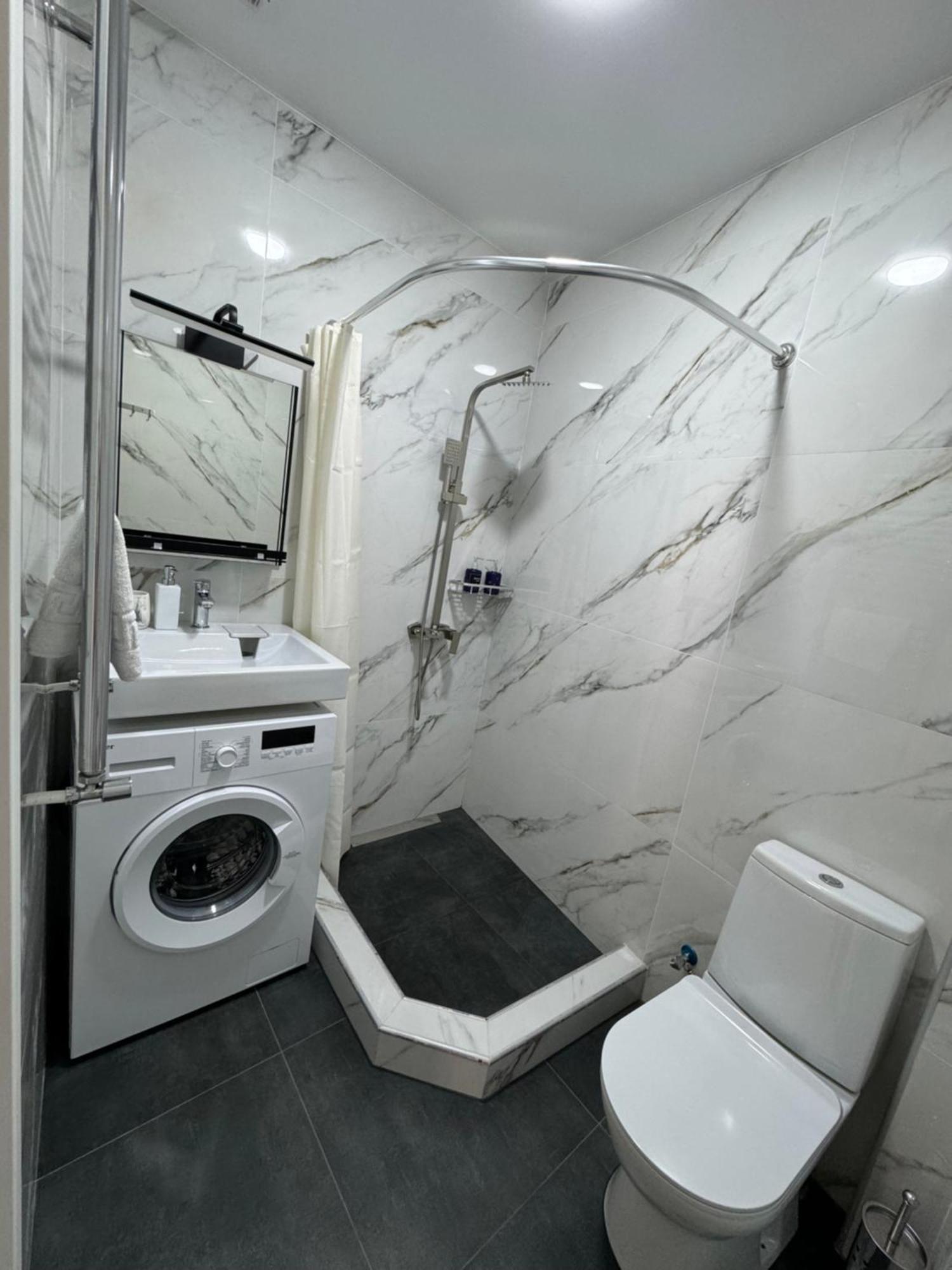 Brothers Apartments With Terrace In Old Tbilissi Chambre photo