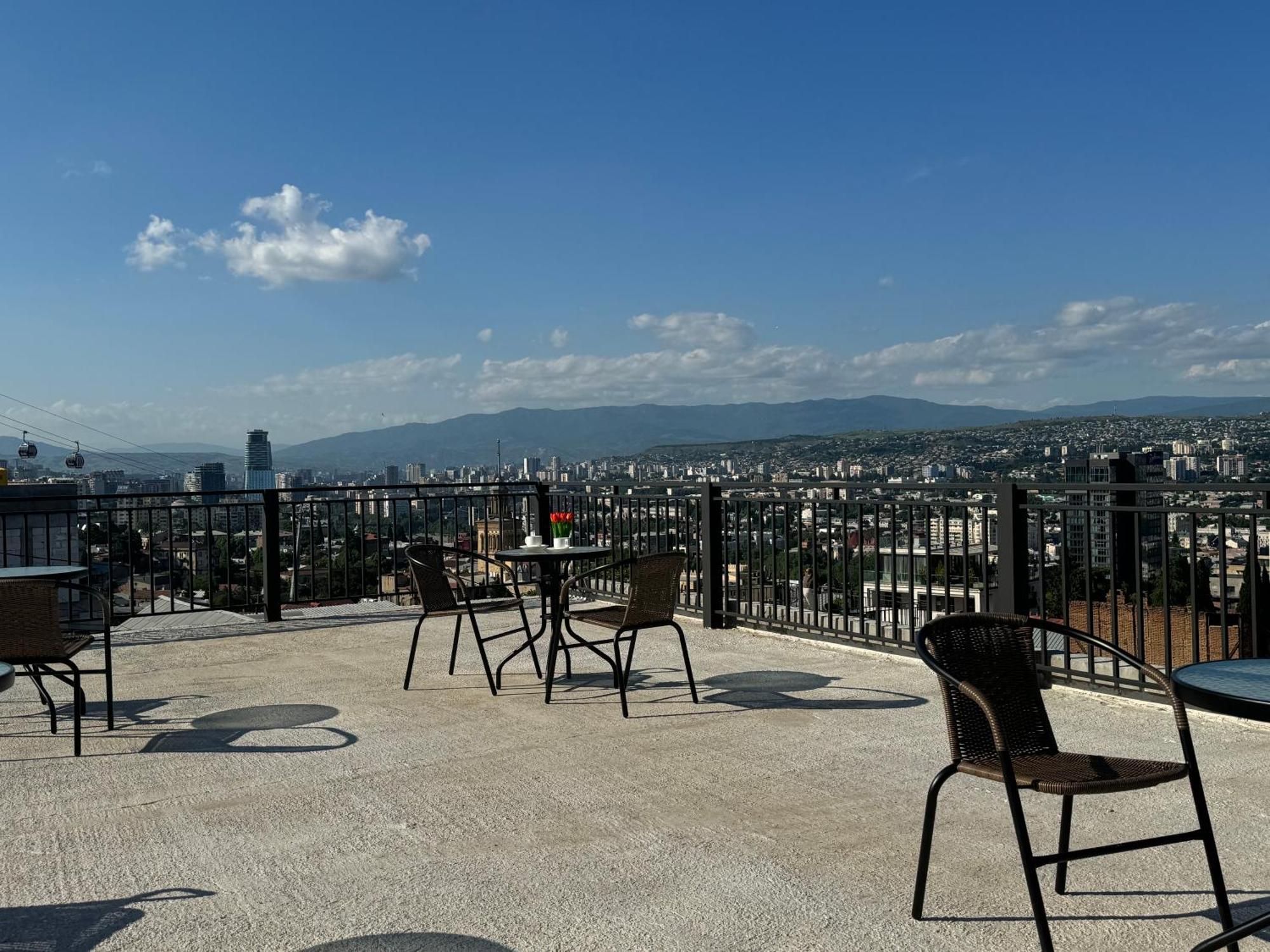 Brothers Apartments With Terrace In Old Tbilissi Extérieur photo